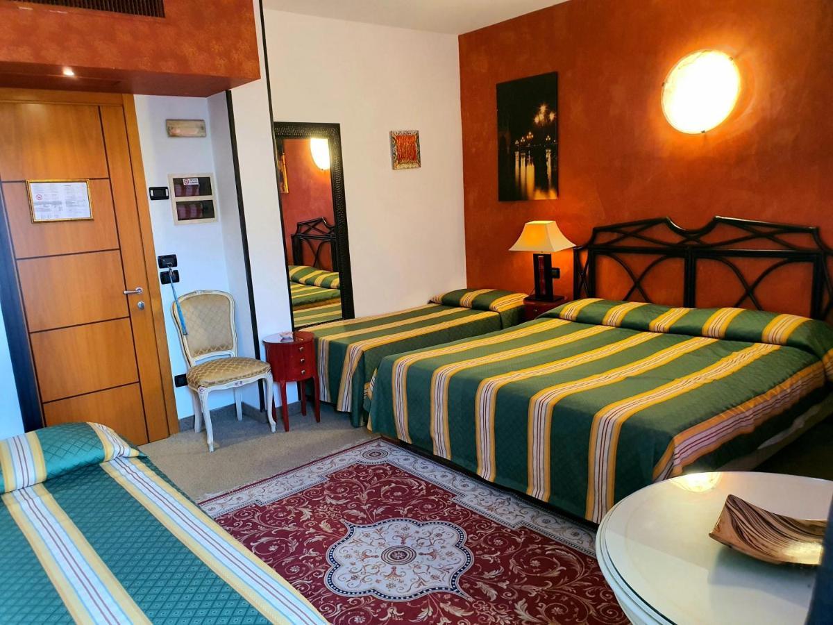 Hotel Feel Inn Venice Airport Exterior photo